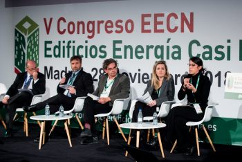 Elena-Vilches-Enmedio-Studio-Mesa-Redonda-2-5-Congreso-Edificios-Energia-Casi-Nula-2018